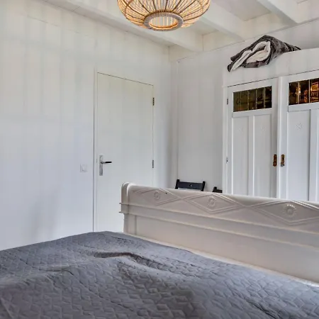 Charming Holiday Home In Rouzede With A Private, Heated Swimming Pool * Rouzède