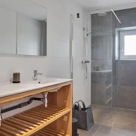Prázdninový dům Charming Holiday Home In Rouzede With A Private, Heated Swimming Pool