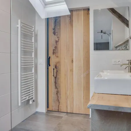 Prázdninový dům Charming Holiday Home In Rouzede With A Private, Heated Swimming Pool Rouzède